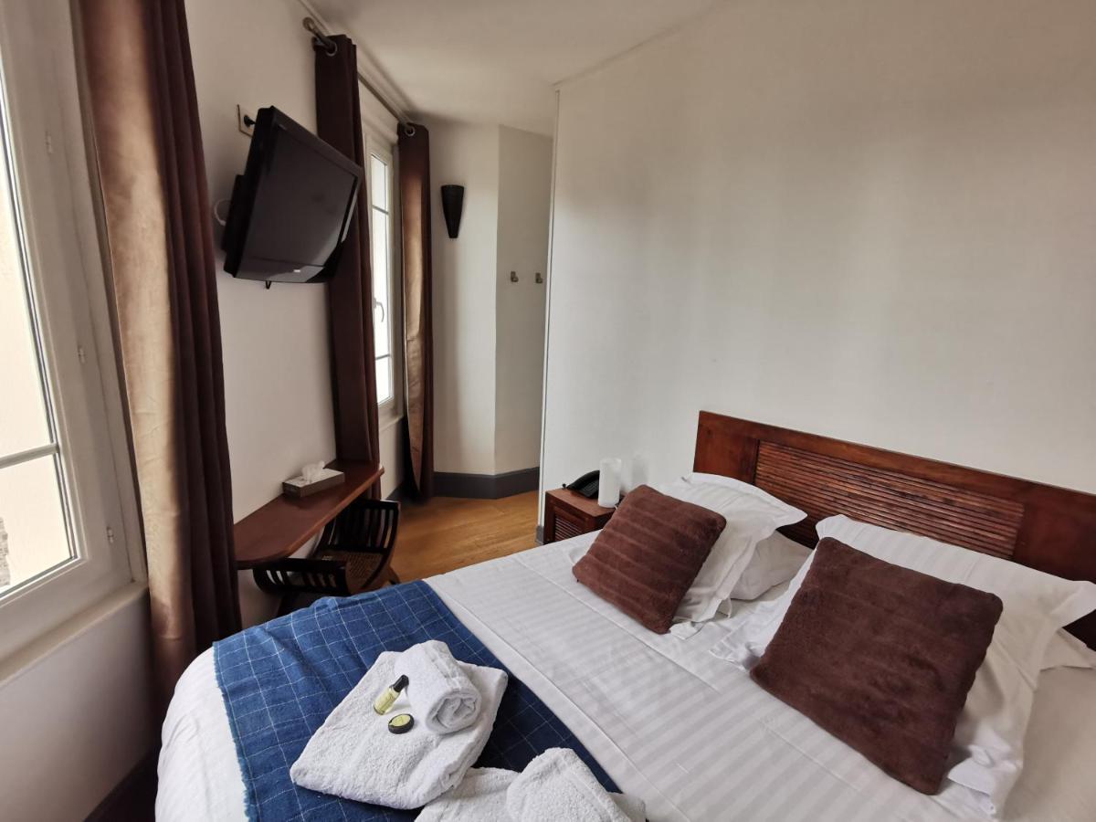Des Falaises Hotel 2*